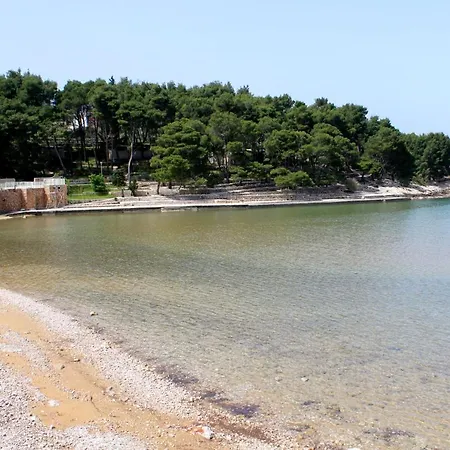 Seaside With A Swimming Pool Jelsa, Hvar - 2067