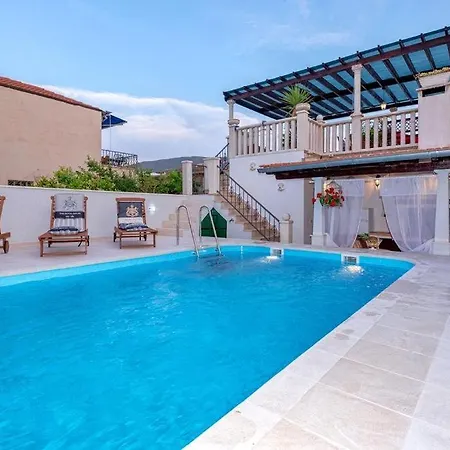 Seaside With A Swimming Pool Jelsa, Hvar - 2067 Appartamento Jelsa (Hvar)