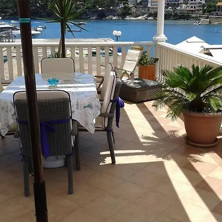 Seaside With A Swimming Pool Jelsa, Hvar - 2067 Appartamento *